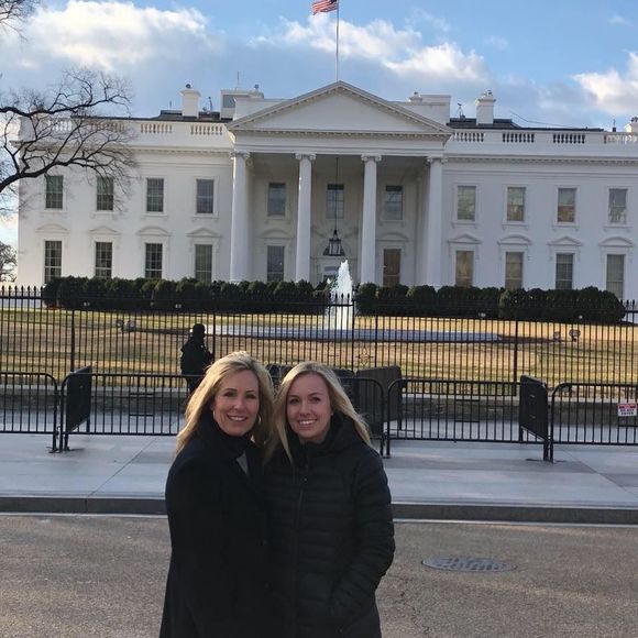 Meet your Posher, Samantha - Picture 1 of 1